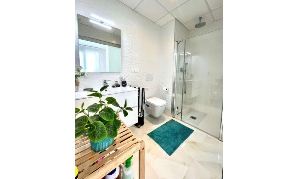 Revente - Appartement -
Orihuela Costa