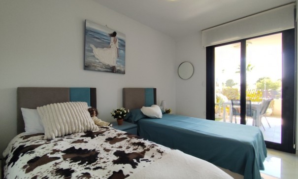 Revente - Appartement -
Orihuela Costa