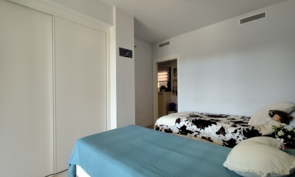 Revente - Appartement -
Orihuela Costa