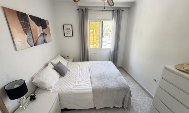 Återförsäljning - Fristående villa -
Villamartín