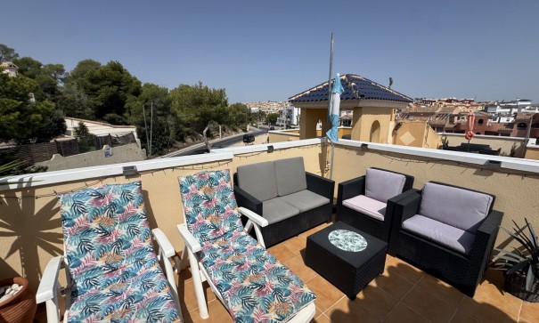 Återförsäljning - Fristående villa -
Villamartín