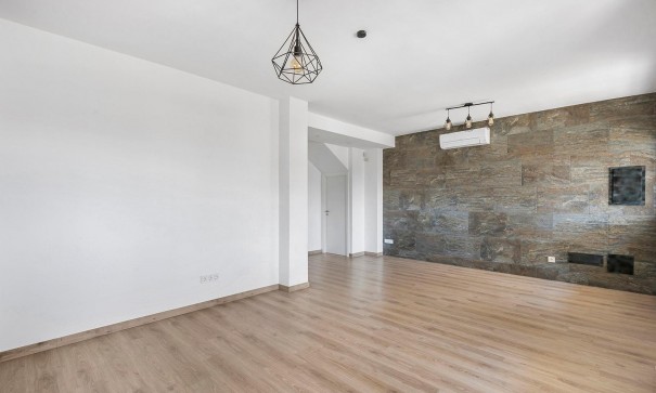 Återförsäljning - Fristående villa -
Torrevieja - Aguas Nuevas