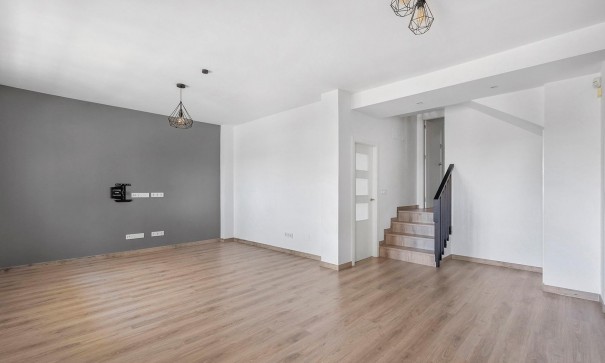 Återförsäljning - Fristående villa -
Torrevieja - Aguas Nuevas