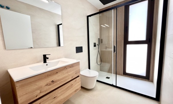 Återförsäljning - Fristående villa -
Los Alcazares