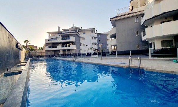Venta - Apartamento piso -
Orihuela Costa - Villamartín-Las Filipinas