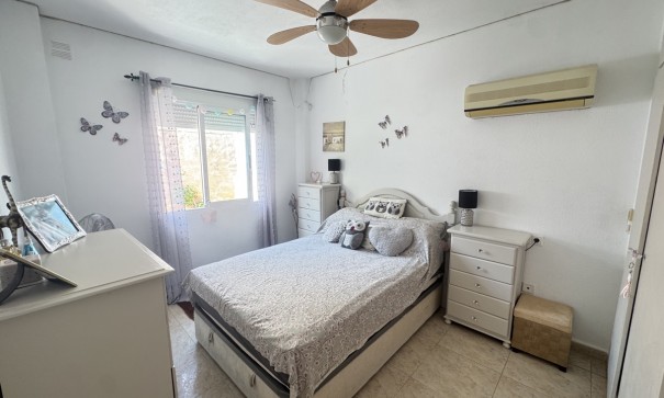 Resale - Freistehende Villa -
Villamartín