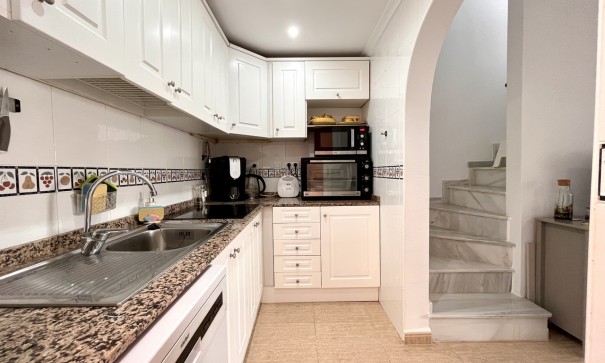 Återförsäljning - Radhus -
Balsicas