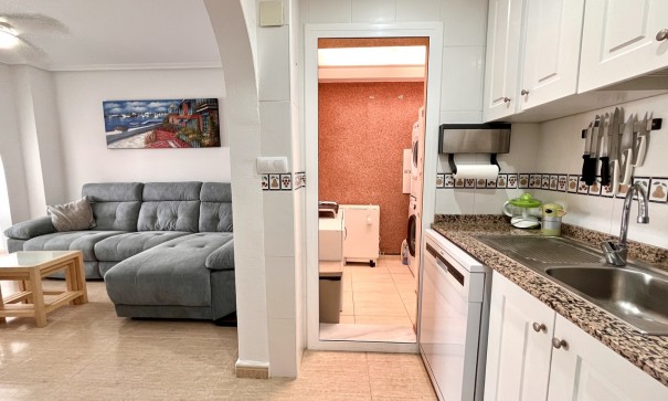 Återförsäljning - Radhus -
Balsicas