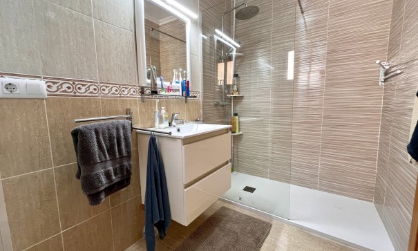 Återförsäljning - Radhus -
Balsicas