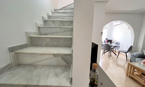 Återförsäljning - Radhus -
Balsicas