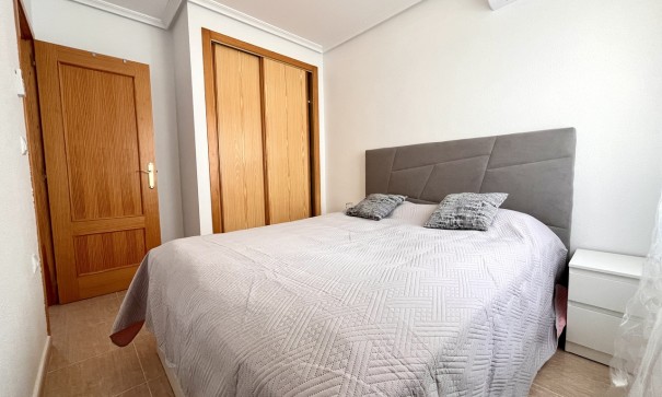 Videresalg - Byhus -
Avileses