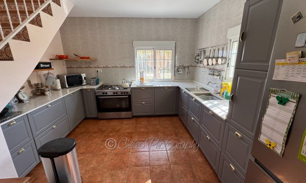 Resale - Freistehende Villa -
Catral - CatralAlicanteValenciaSpain