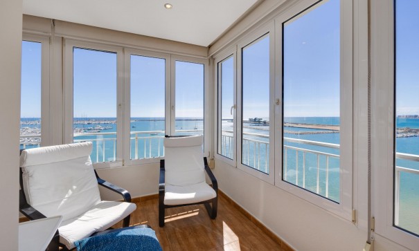 Revente - Appartement -
Torrevieja - Playa Acequion