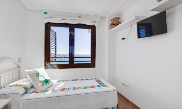 Revente - Appartement -
Torrevieja - Playa Acequion