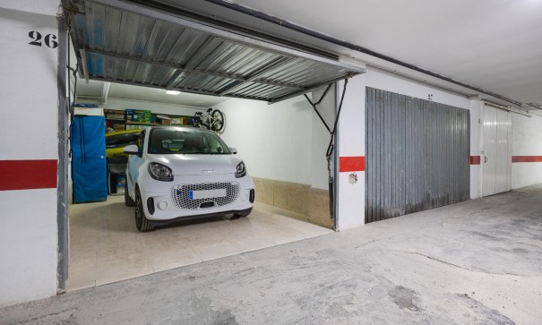 Revente - Appartement -
Torrevieja - Playa Acequion