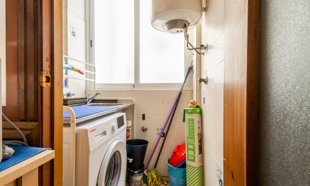 Sale - Apartment Flat -
Torrevieja - Playa de los Naufragos