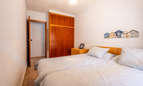 Sale - Apartment Flat -
Torrevieja - Playa de los Naufragos