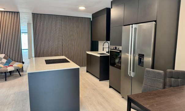 Resale - Wohnung Appartement -
Torrevieja - CLUB NAUTICO TORREVIEJA