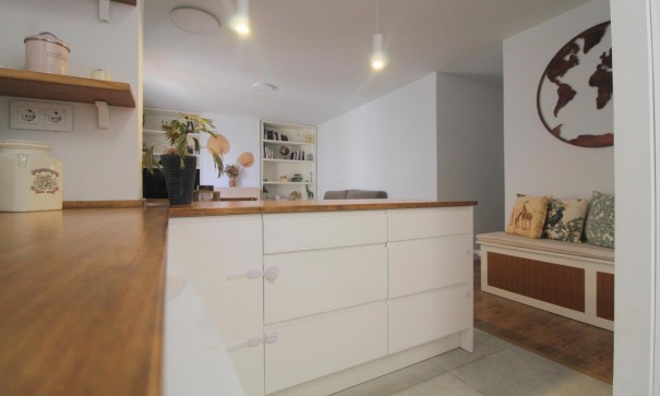 Sale - Apartment Flat -
Torrevieja - La veleta