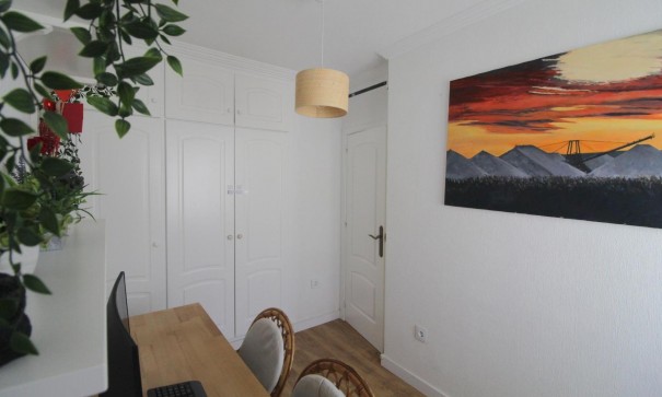 Sale - Apartment Flat -
Torrevieja - La veleta