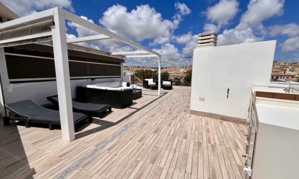 Videresalg - Fritliggende villa -
Campoamor - Campoamor R-5