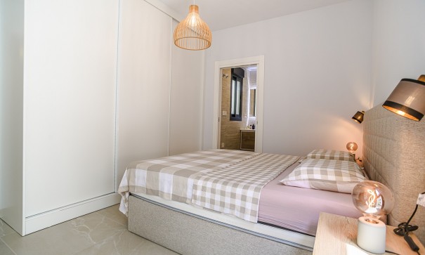 Återförsäljning - Lägenhet lägenhet -
Torrevieja - Playa del Cura