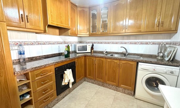 Sale - Apartment Flat -
Torrevieja - Centro
