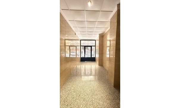 Sale - Apartment Flat -
Torrevieja - Centro