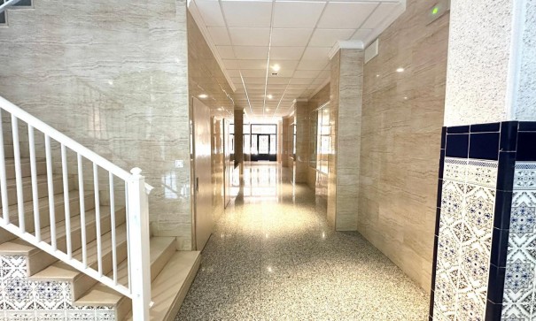 Sale - Apartment Flat -
Torrevieja - Centro