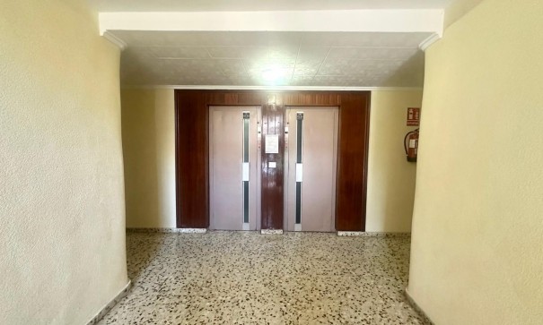 Sale - Apartment Flat -
Torrevieja - Punta prima