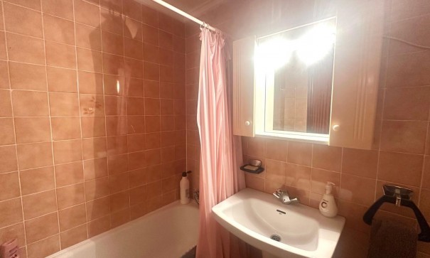 Sale - Apartment Flat -
Torrevieja - Punta prima