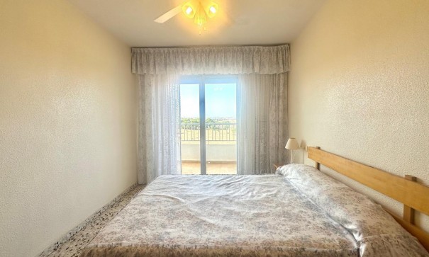 Sale - Apartment Flat -
Torrevieja - Punta prima