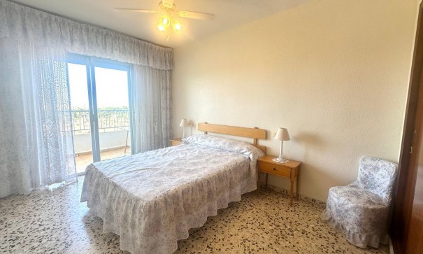 Sale - Apartment Flat -
Torrevieja - Punta prima