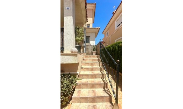 Resale - Stadthaus -
Orihuela - Urbanización Perla del Mar