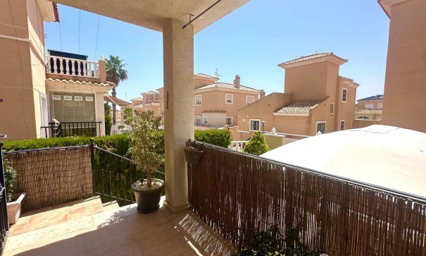 Resale - Stadthaus -
Orihuela - Urbanización Perla del Mar