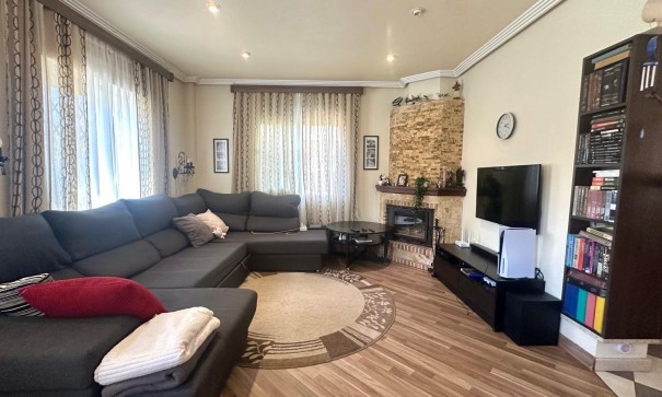 Resale - Stadthaus -
Orihuela - Urbanización Perla del Mar