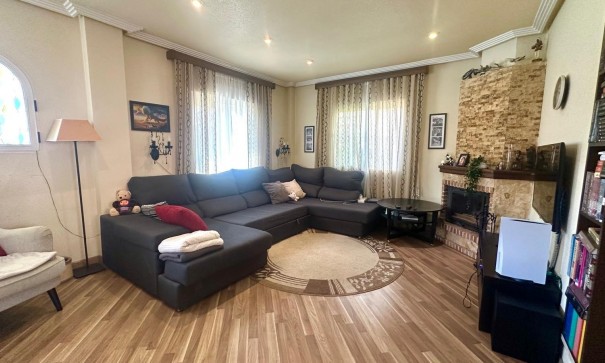 Resale - Stadthaus -
Orihuela - Urbanización Perla del Mar