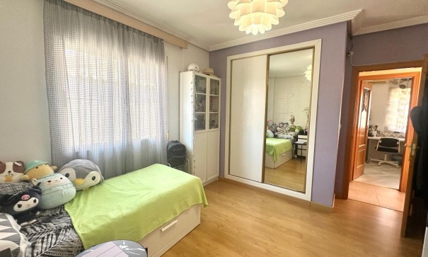 Resale - Stadthaus -
Orihuela - Urbanización Perla del Mar