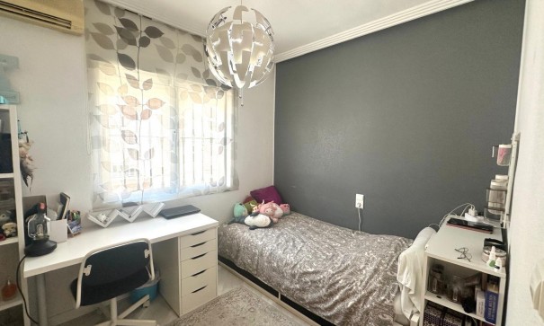 Resale - Stadthaus -
Orihuela - Urbanización Perla del Mar