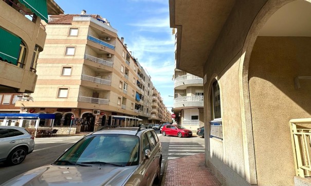 Herverkoop - Apartement Flat -
Torrevieja - Acequion
