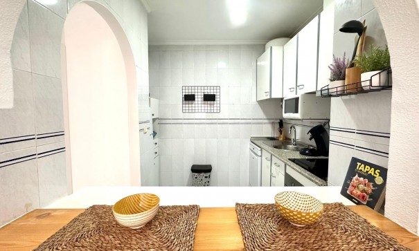 Herverkoop - Apartement Flat -
Torrevieja - Acequion