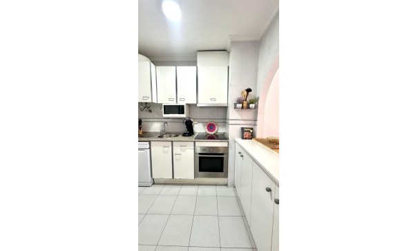 Herverkoop - Apartement Flat -
Torrevieja - Acequion