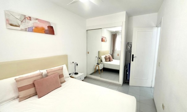 Herverkoop - Apartement Flat -
Torrevieja - Acequion