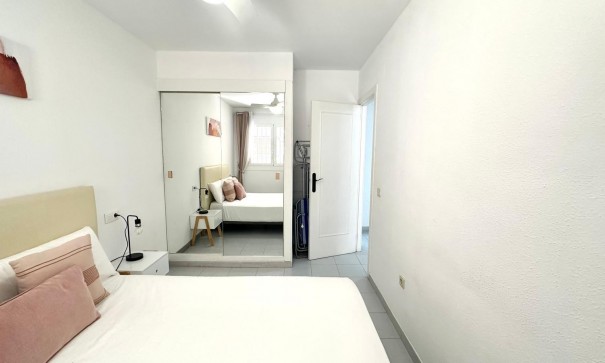 Herverkoop - Apartement Flat -
Torrevieja - Acequion