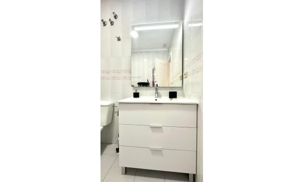 Herverkoop - Apartement Flat -
Torrevieja - Acequion