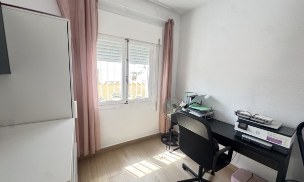 Sale - Detached Villa -
La Florida