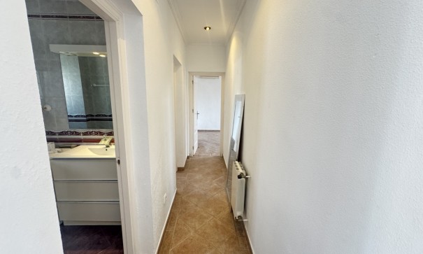 Venta - Chalet Independiente -
San Miguel de Salinas