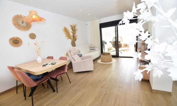 Sale - Apartment Flat -
Torrevieja - Los Balcones