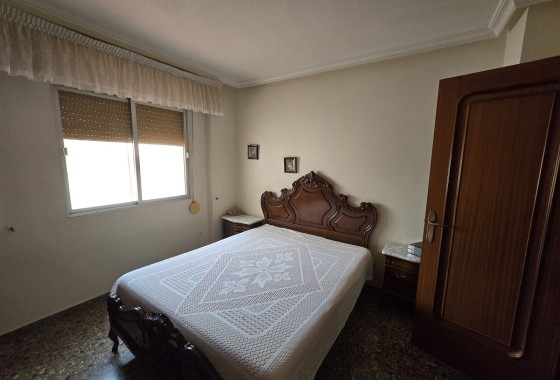 Revente - Maison de ville -
Salinas