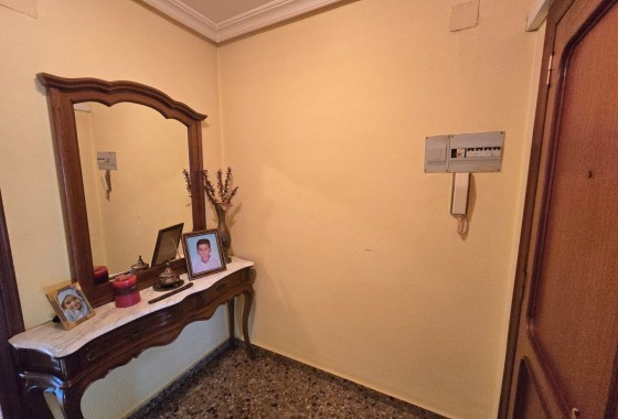 Revente - Maison de ville -
Salinas